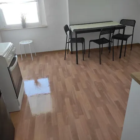 Apartment Beautiful 2 Bedroom In A Quiet Area D3