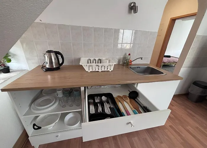 Apartment Beautiful 2 Bedroom In A Quiet Area D3